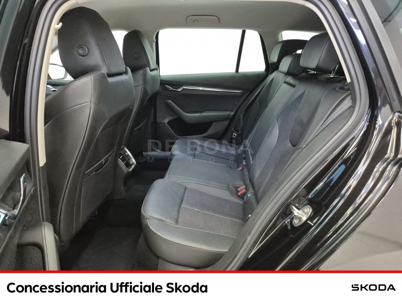 Skoda Octavia wagon 1.5 g-tec style 130cv dsg