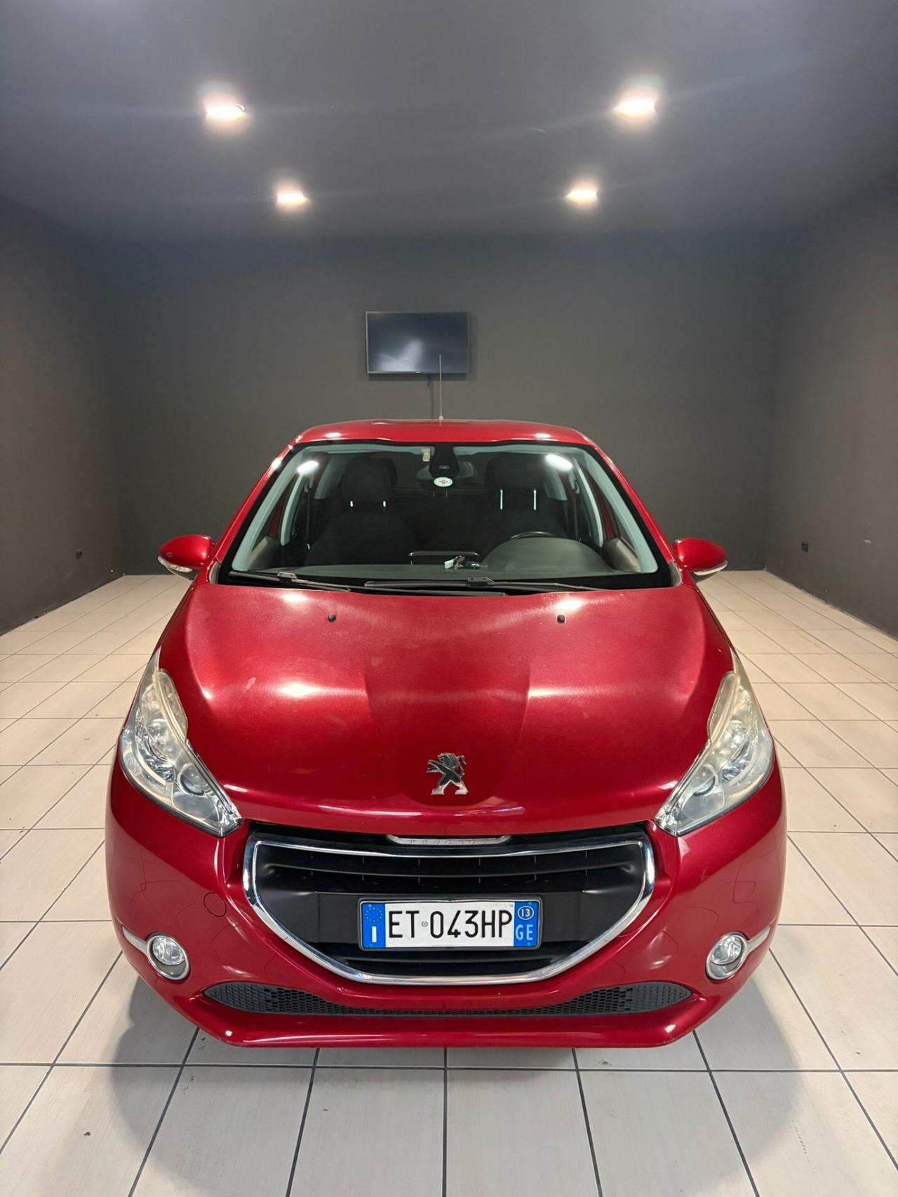 PEUGEOT 208 DEL 2013 BENZINA 110.000 KM