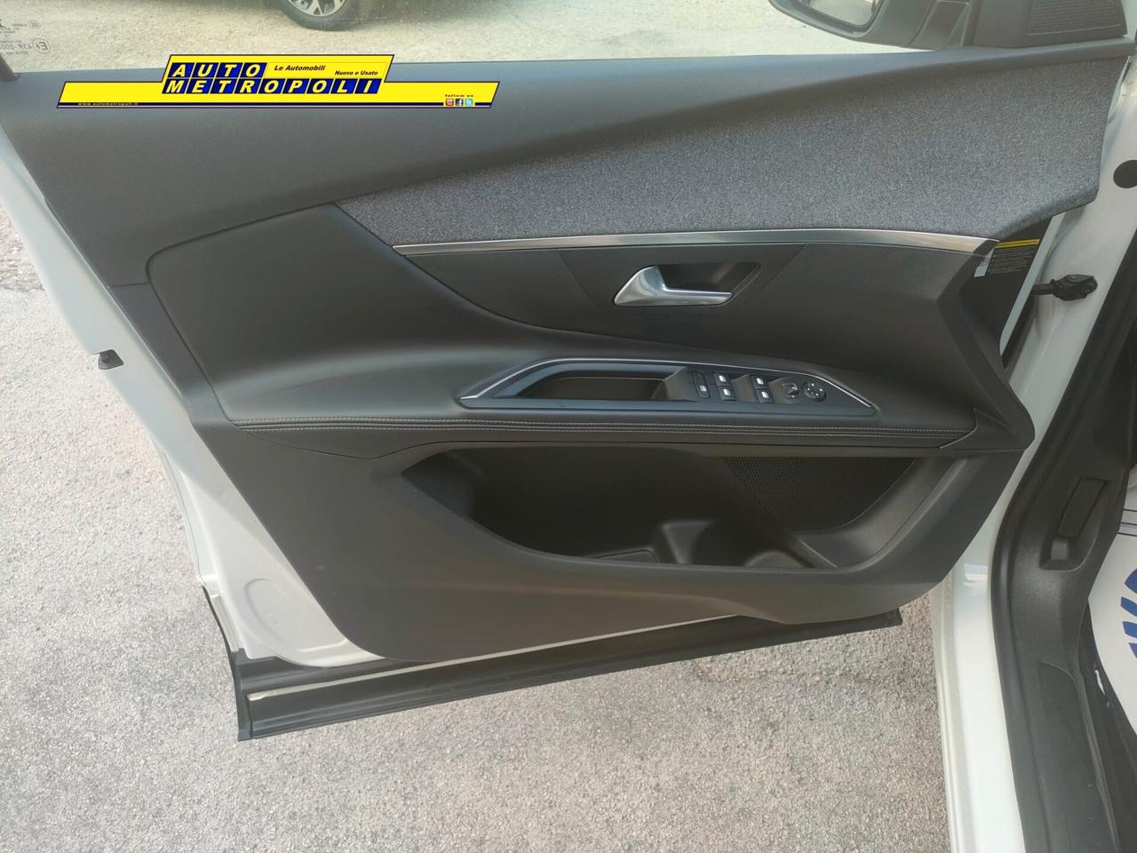 Peugeot 5008 1.6 130cv EAT8 Allure 7 Posti/Autom.