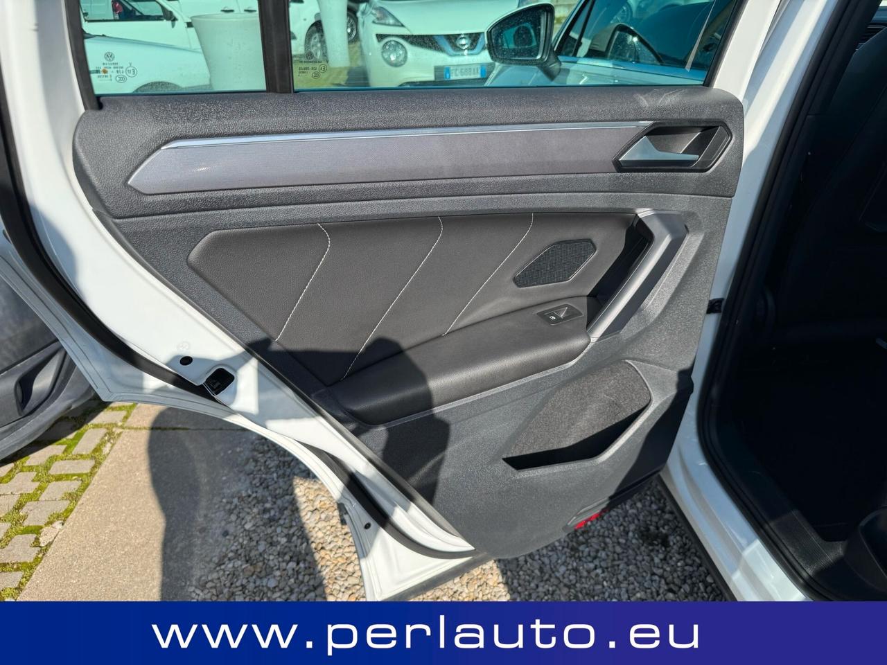 Volkswagen Tiguan 2.0 BiTDI SCR DSG 4MOTION Advanced BMT