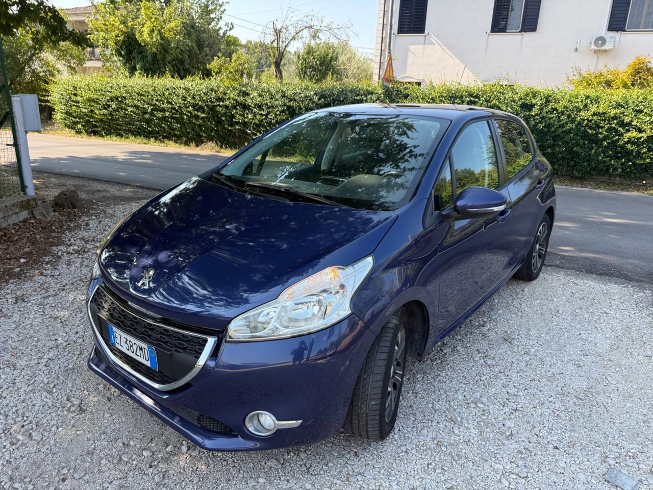 Peugeot 208 BlueHDi 1.4hdi 75 S&S 5 porte Active
