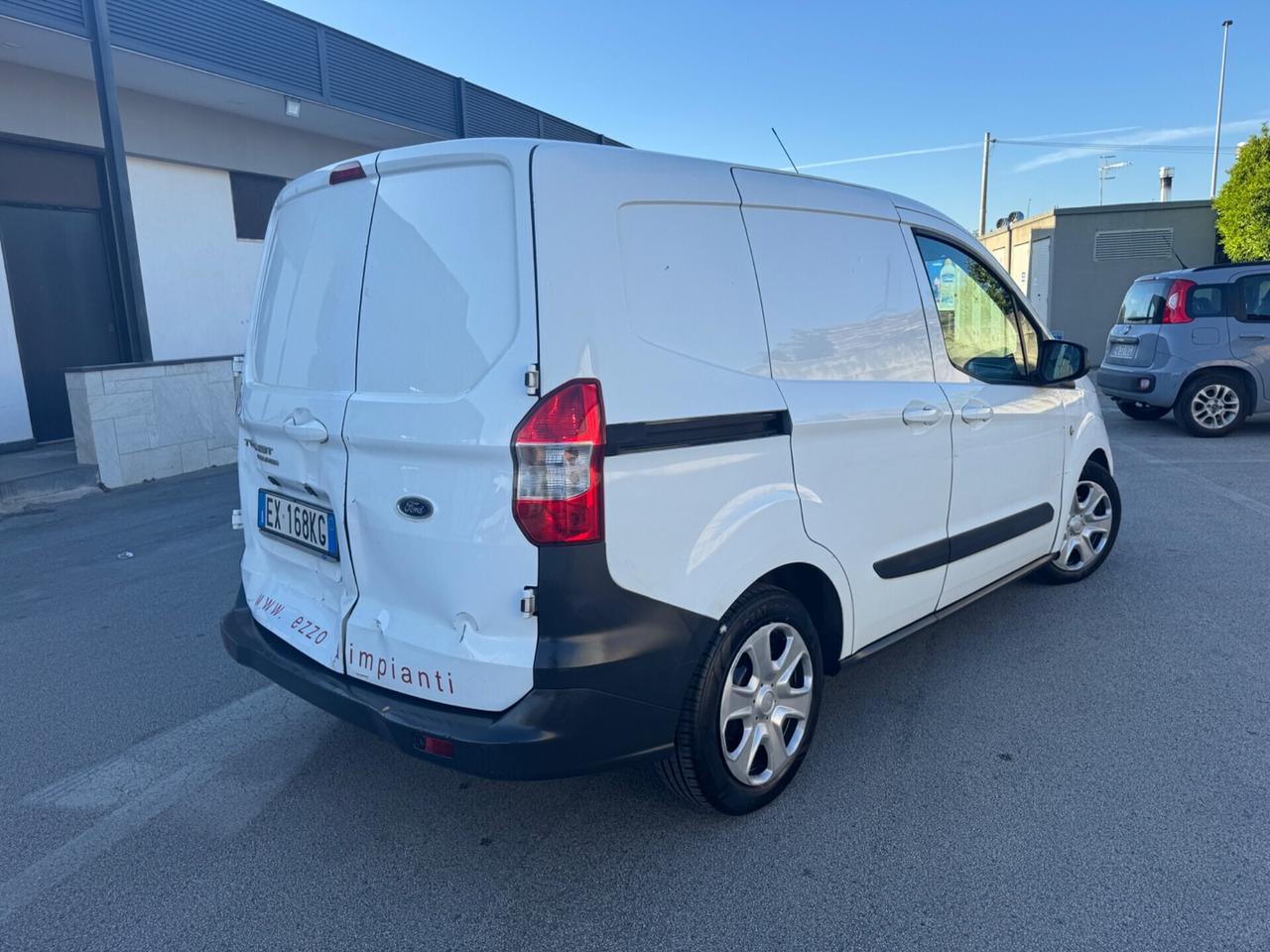 Ford Transit Courier Transit Courier 1.6 TDCi 95CV Van Entry