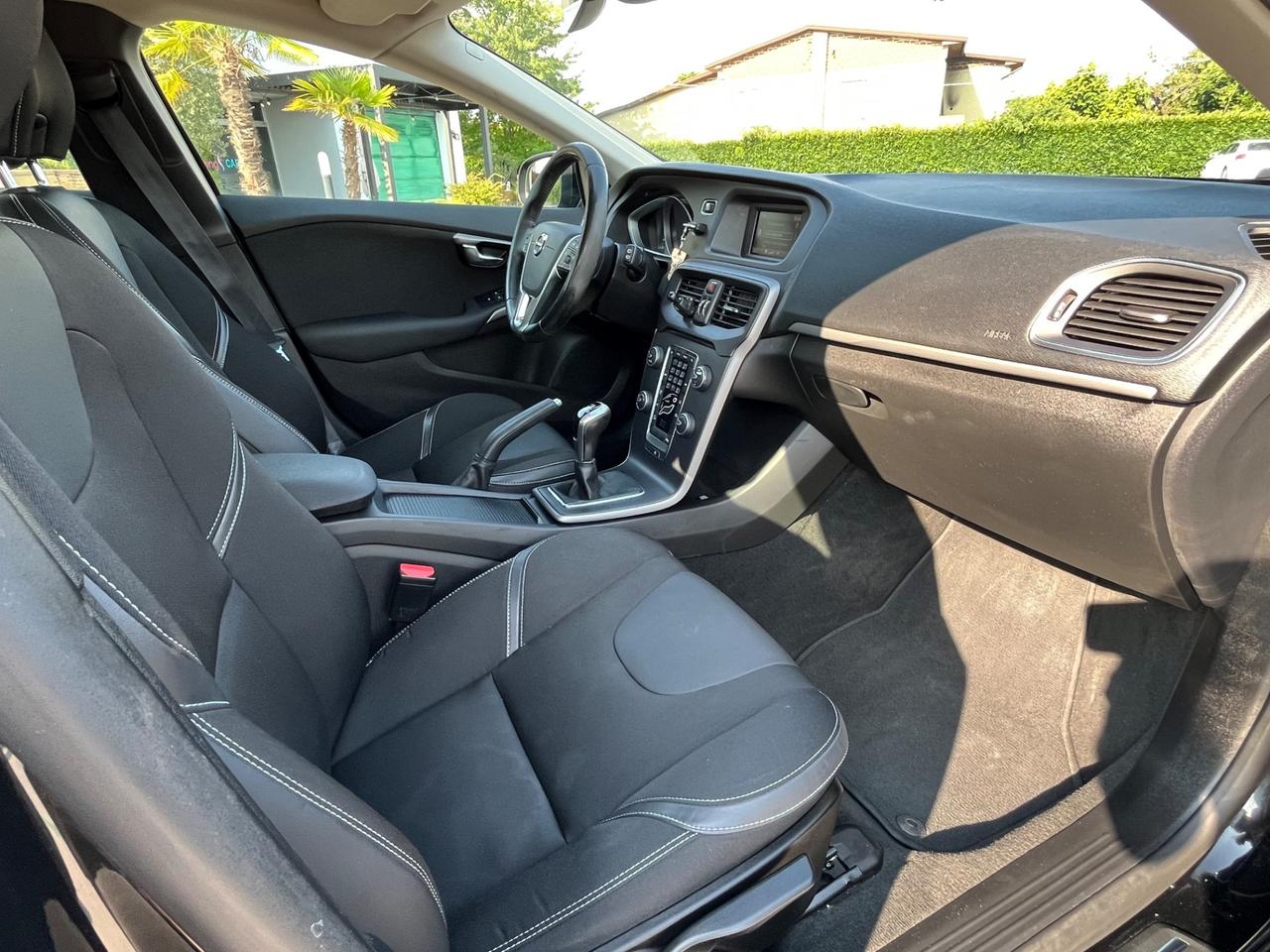 Volvo V40 D2 Business Plus ok PER Neopatentato...