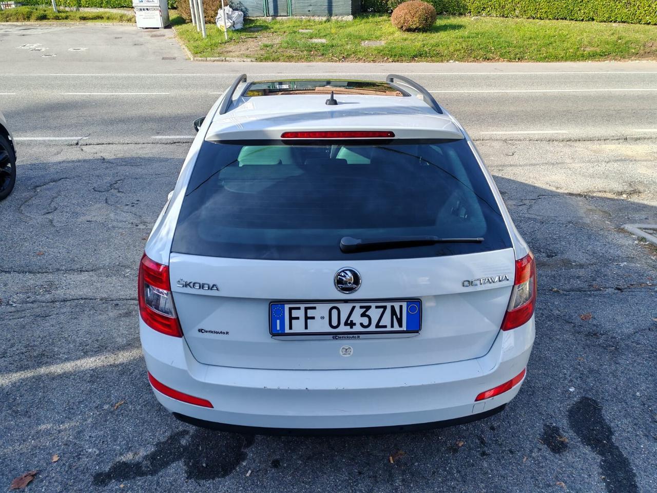 Skoda Octavia 1.0 TSI Wagon Executive