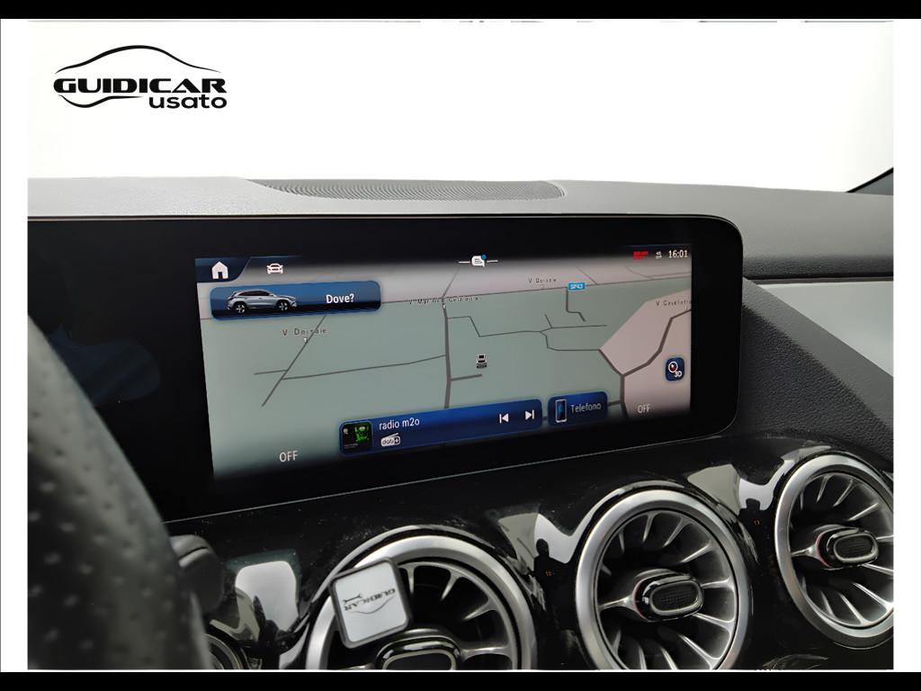Mercedes-Benz GLA-H247 2023 - GLA 180 d AMG Line Advanced Plus auto