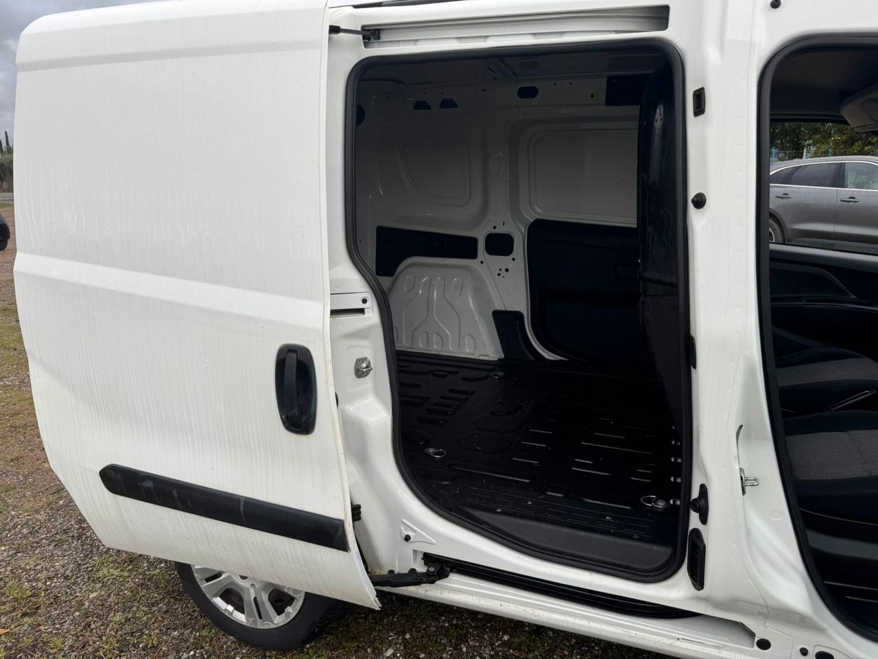 Fiat Doblo cargo 1.3 mjet 2019 SOLO 140.000 KM