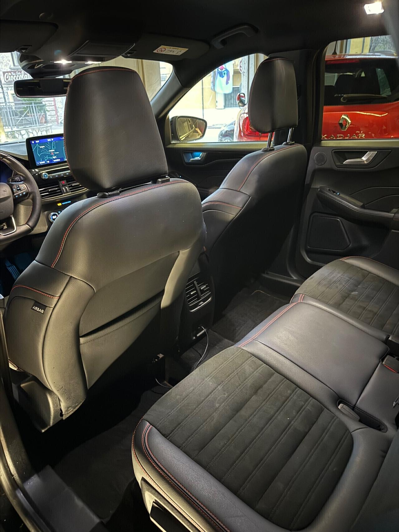 Ford Kuga AWD ST-Line X