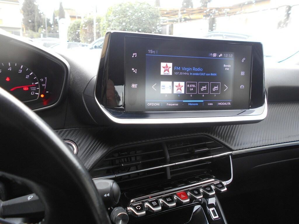 Peugeot 2008 1.5 BlueHDi Allure Navi Pack