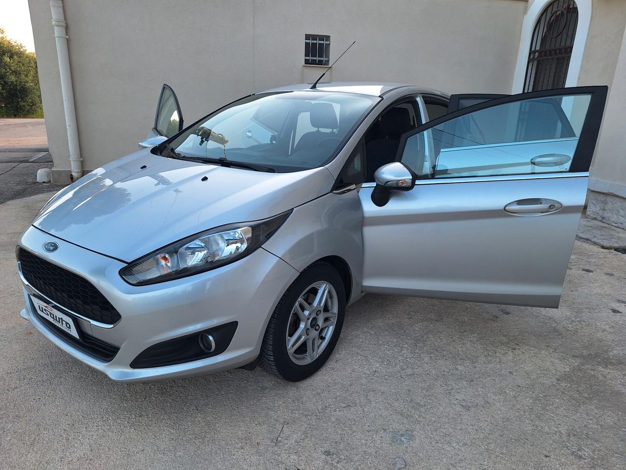 Ford Fiesta 1.5 TDCi 75CV 5 p NAVI Titanium