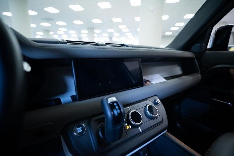 Land Rover Defender 90 3.0d i6 mhev SE awd 200cv auto