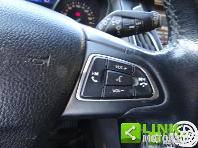 FORD Focus Titanium