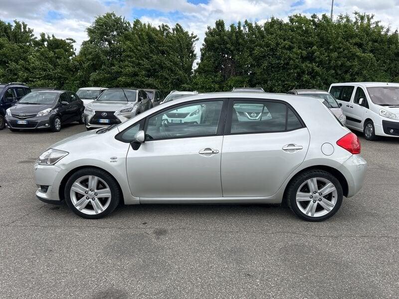 Toyota Auris 2.2 D-Cat 5 porte