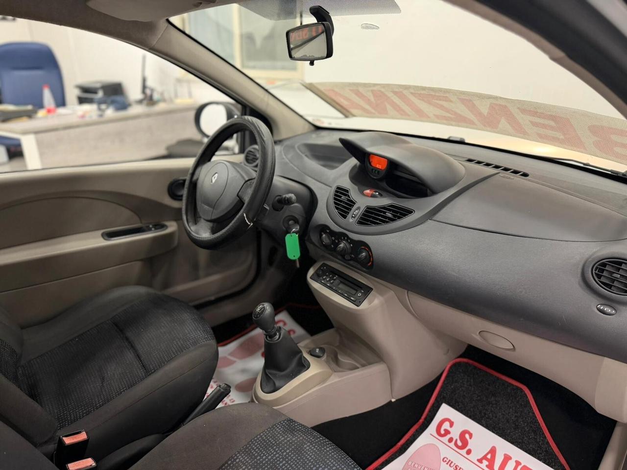 Renault Twingo 1.2cc 2011