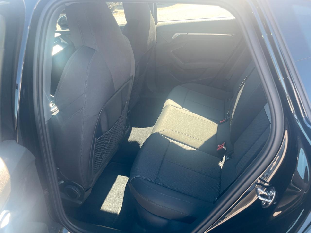 Audi A3 SPB 30 g-tron S tronic Business Advanced