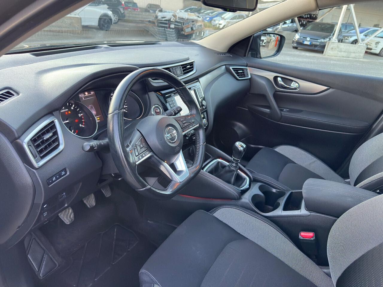 Nissan Qashqai 1.5 dCi N-Connecta
