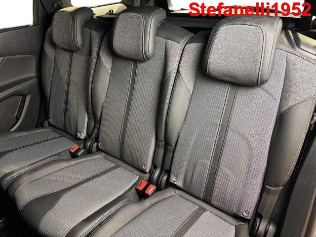 PEUGEOT 5008 II 2021 - 1.5 bluehdi Allure Pack s&s 130cv eat8