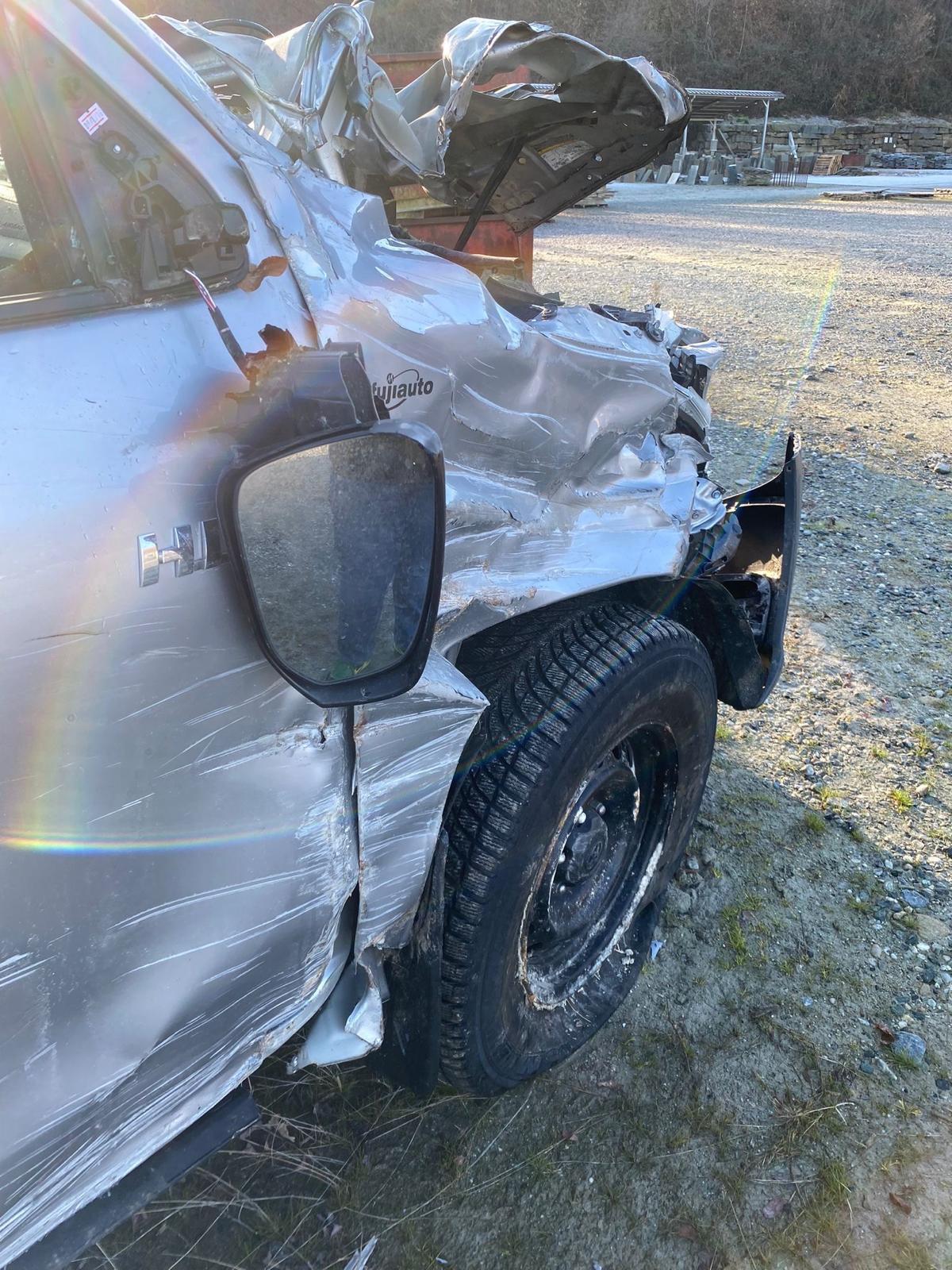 Toyota Hilux 2.4 d-4d 4x2 Hilux my16