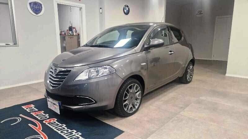 Lancia Ypsilon 1.3 M-Jet 95 CV S&S Gold