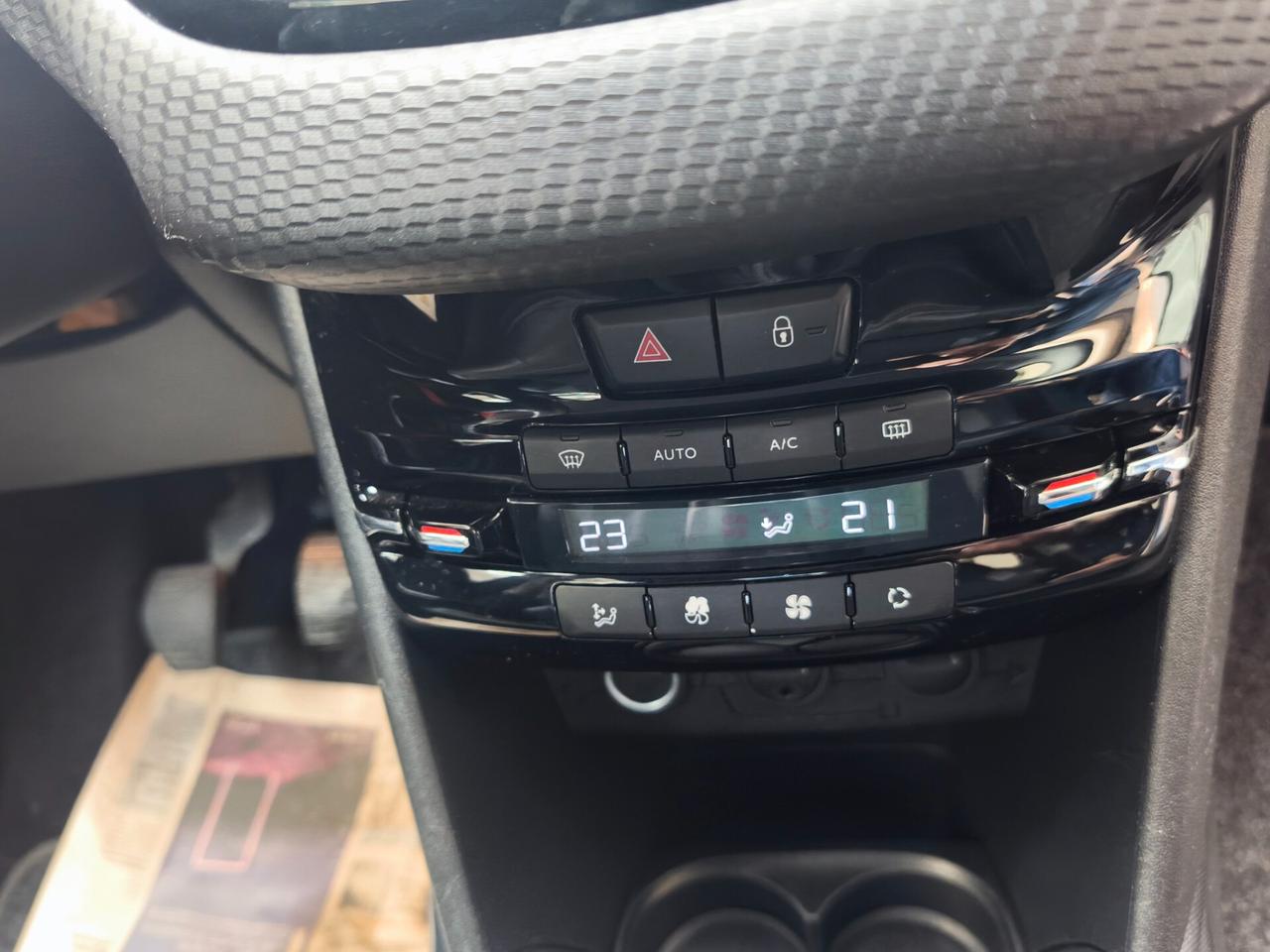 Peugeot 2008 1.6 e-HDi 92CV Stop&Start Allure