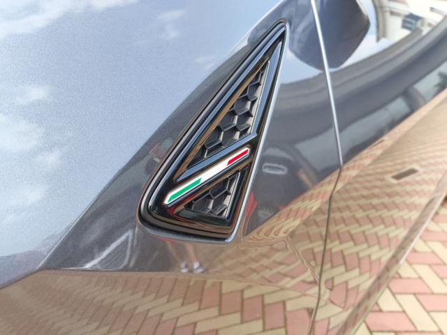 LAMBORGHINI Urus 4.0