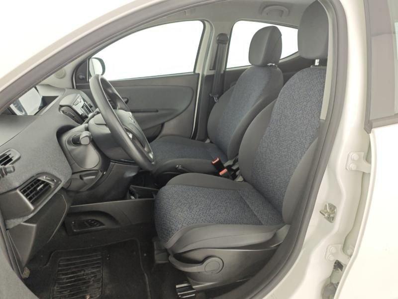 Lancia Ypsilon 1.0 FireFly 70cv S&S Hybrid SILVER