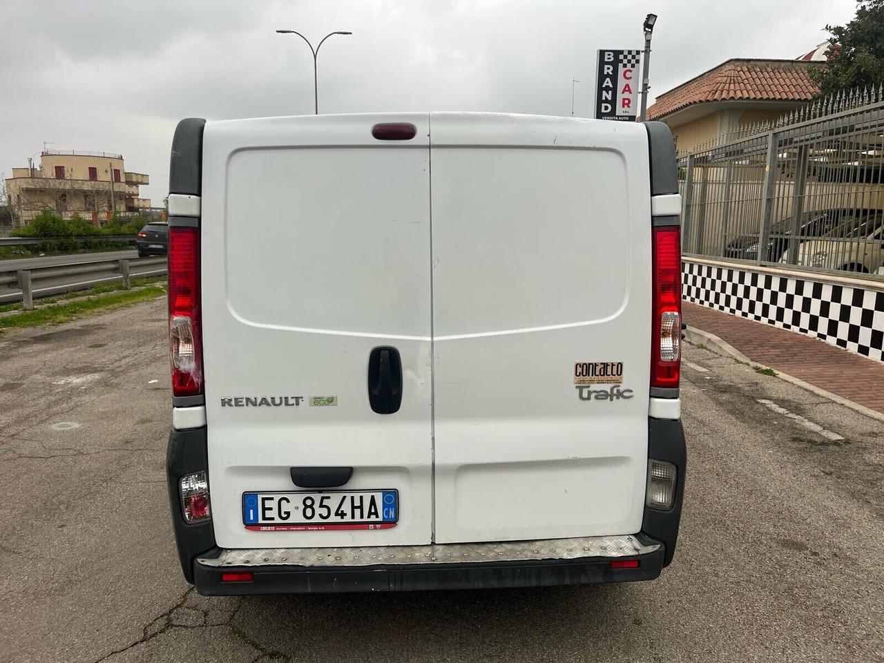 Renault Trafic 2.0 dCi/115 Furgone Unipro 2011