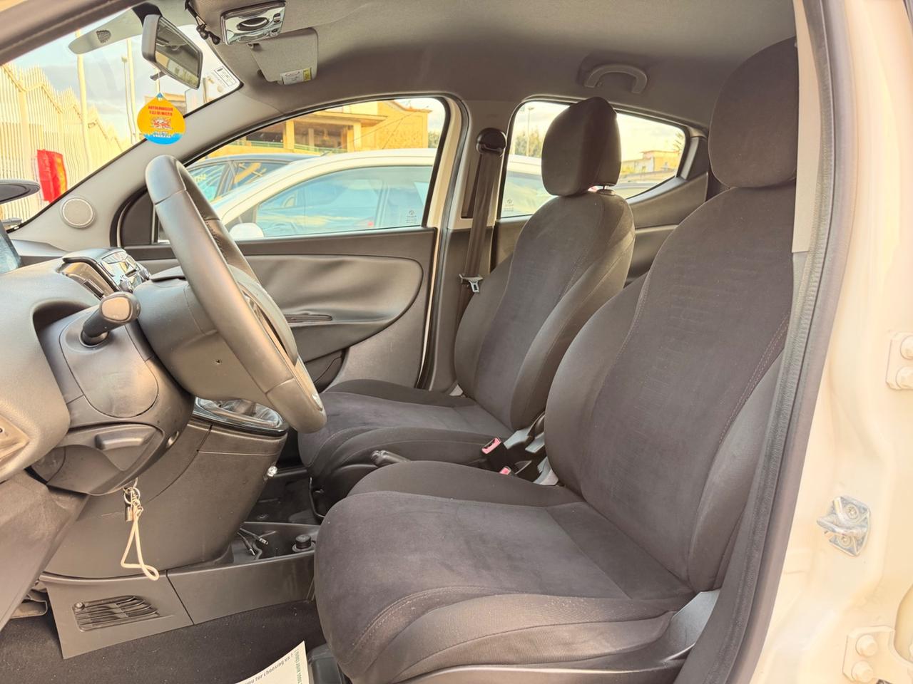 Lancia Ypsilon 0.9 TwinAir 85Cv Metano Ecochic Gold