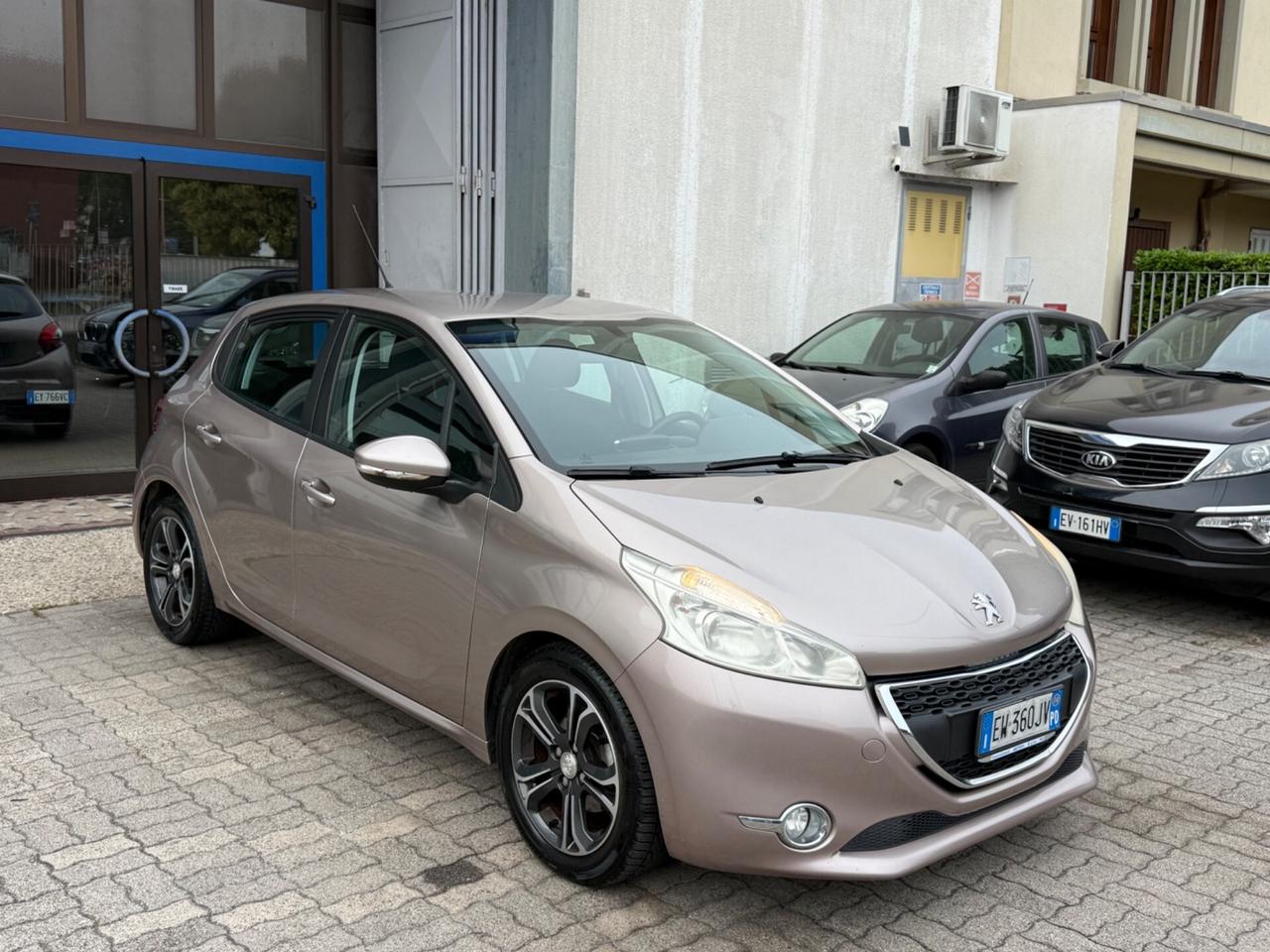 Peugeot 208 1.4 VTi 95 CV 5p. GPL Allure