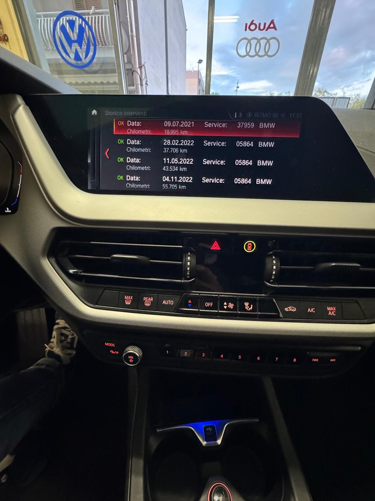 Bmw 116 116d 5p. Business Advantage