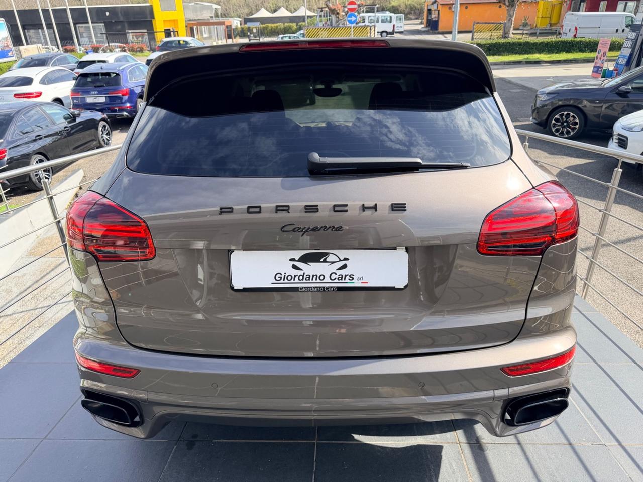 Porsche Cayenne 3.0 Diesel in garanzia no tasse