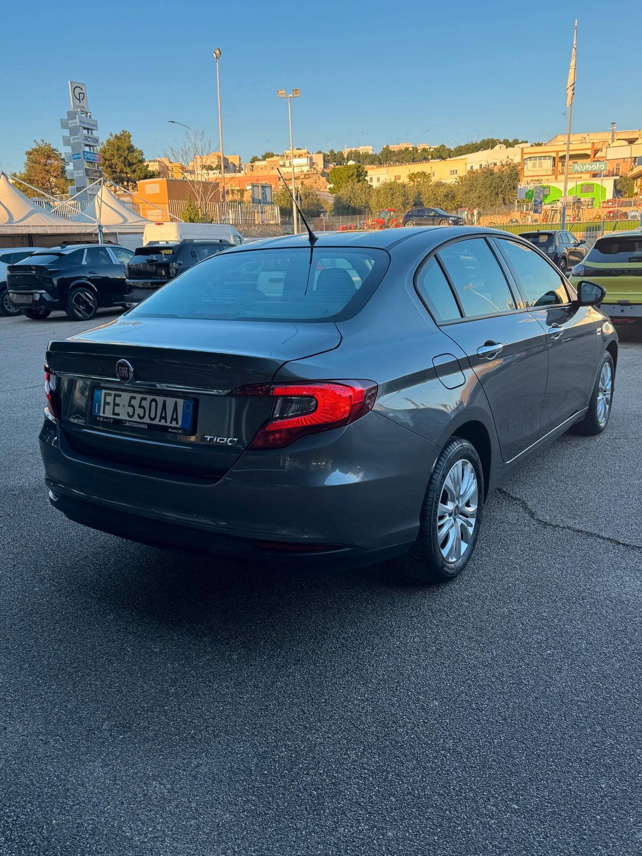 Fiat Tipo 1.4 4 porte Easy