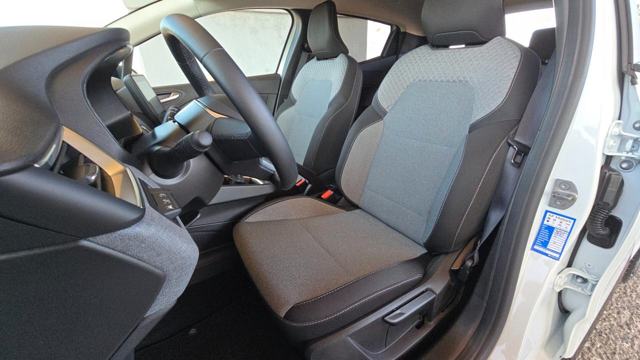 Mitsubishi Colt 1.0L turbo 90 CV Invite