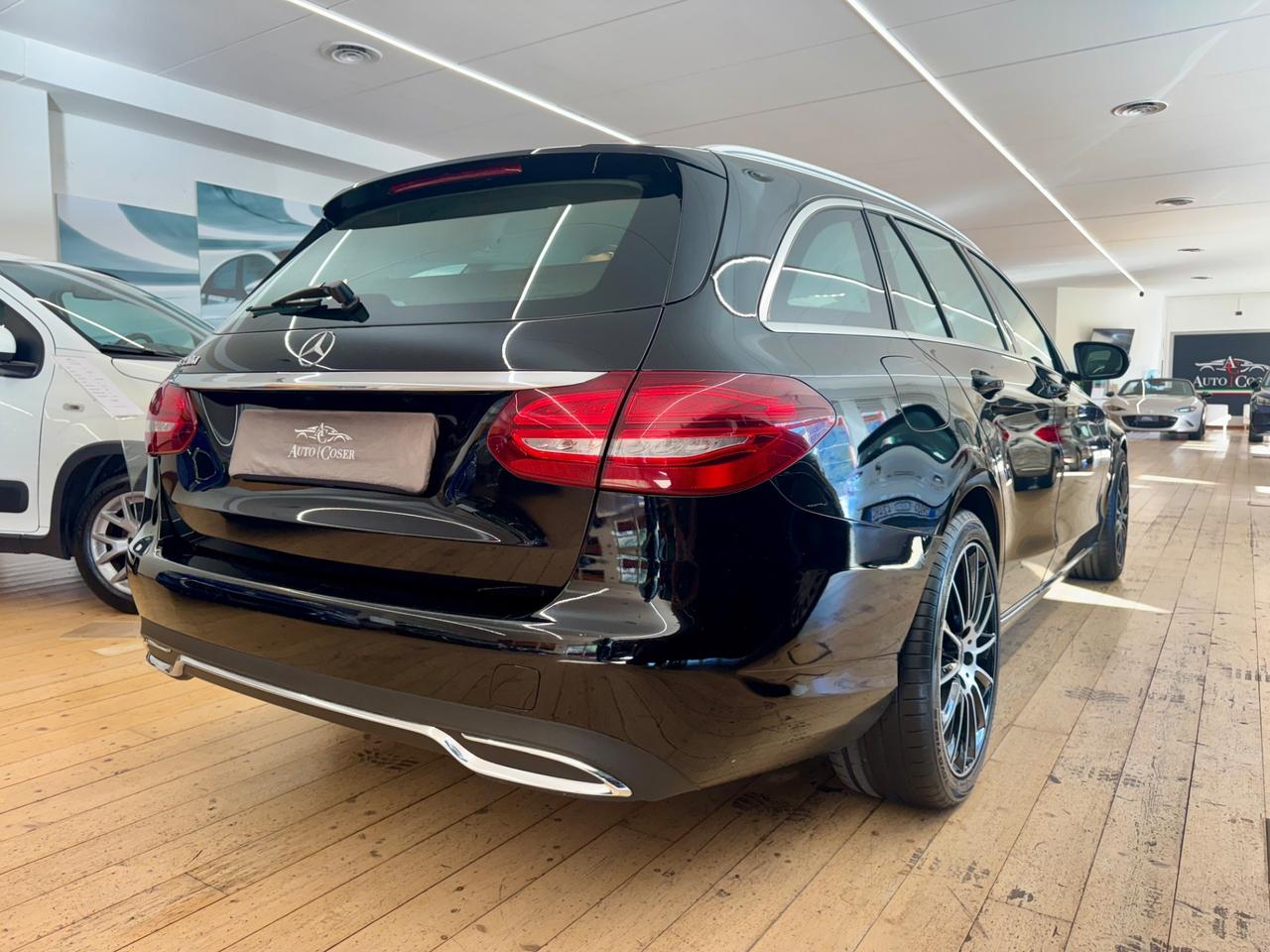 Mercedes-benz C 220 - SPORT - SOLO 76.000 KM