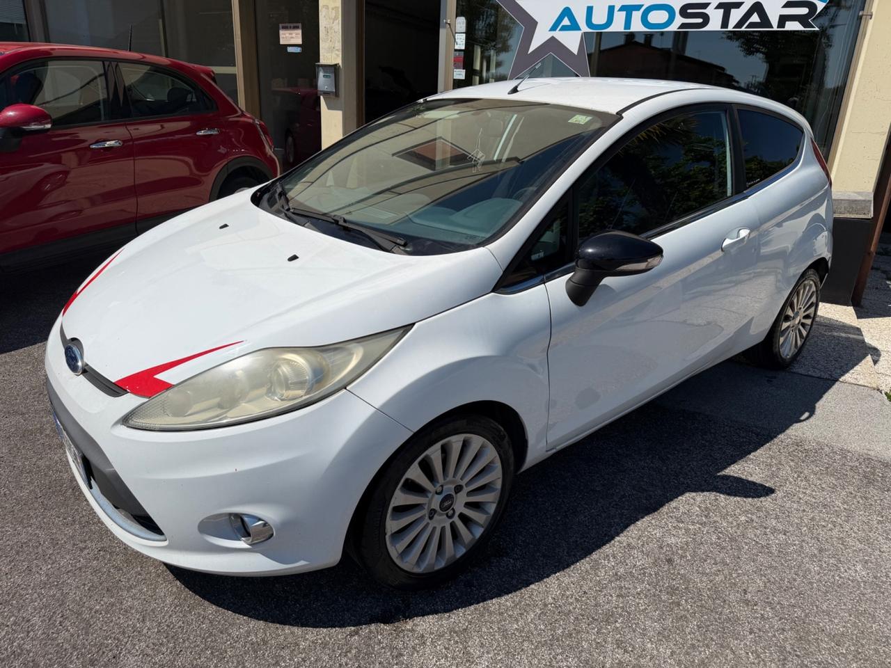 Ford Fiesta BENZINA / GPL OK NEO