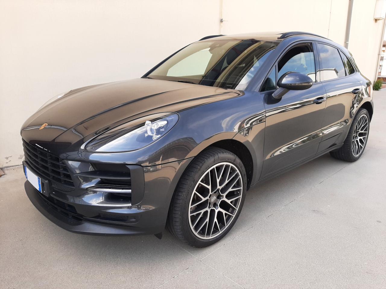 Porsche Macan 2.0 Turbo PDK 245cv MY 2019