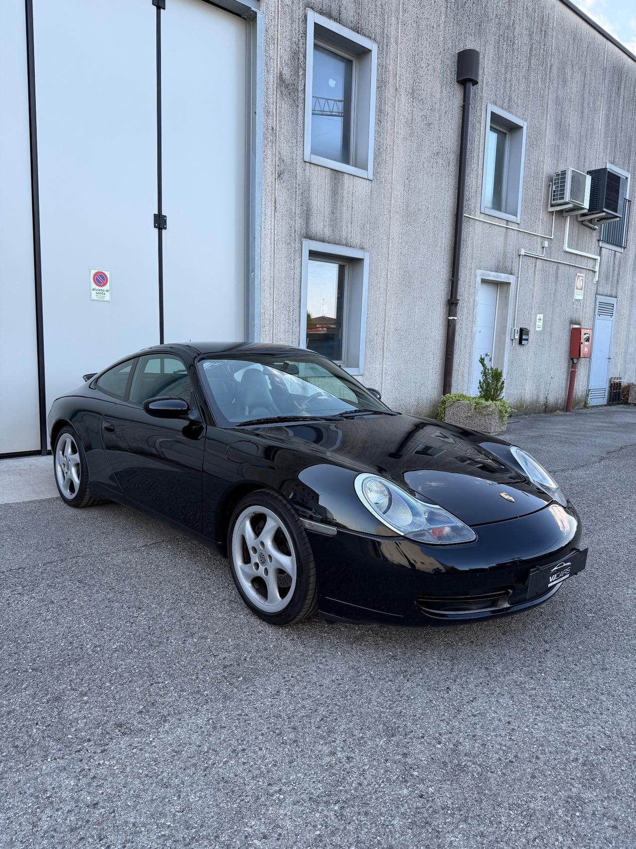Porsche 996 Carrera Coupé
