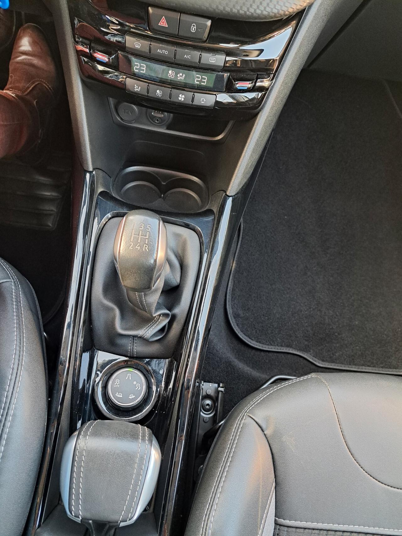 Peugeot 2008 1.6 e-HDi 92 CV Stop&Start Allure