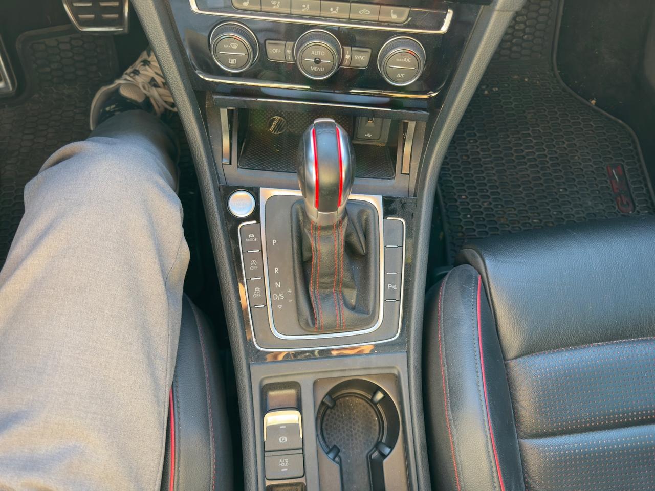 Volkswagen Golf GTI 2.0 TSI TCR DSG 5p. BlueMotion Technology