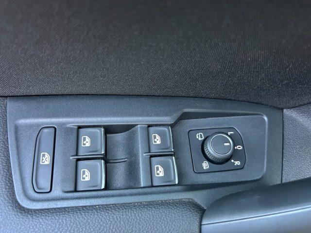 VOLKSWAGEN Tiguan 2.0 TDI 150 CV SCR DSG Elegance