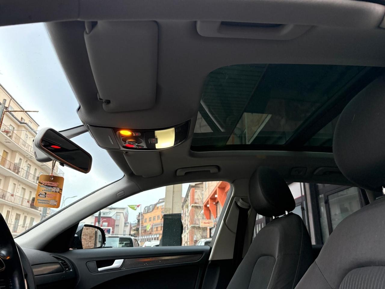 Audi A4 2.0 TDI S-LINE