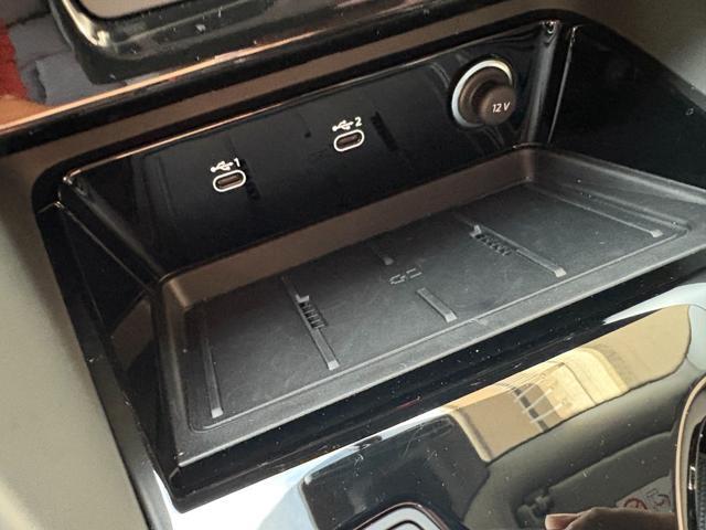 AUDI Q5 2.0 TDI mHEV+ S tronic quattro S line edition.