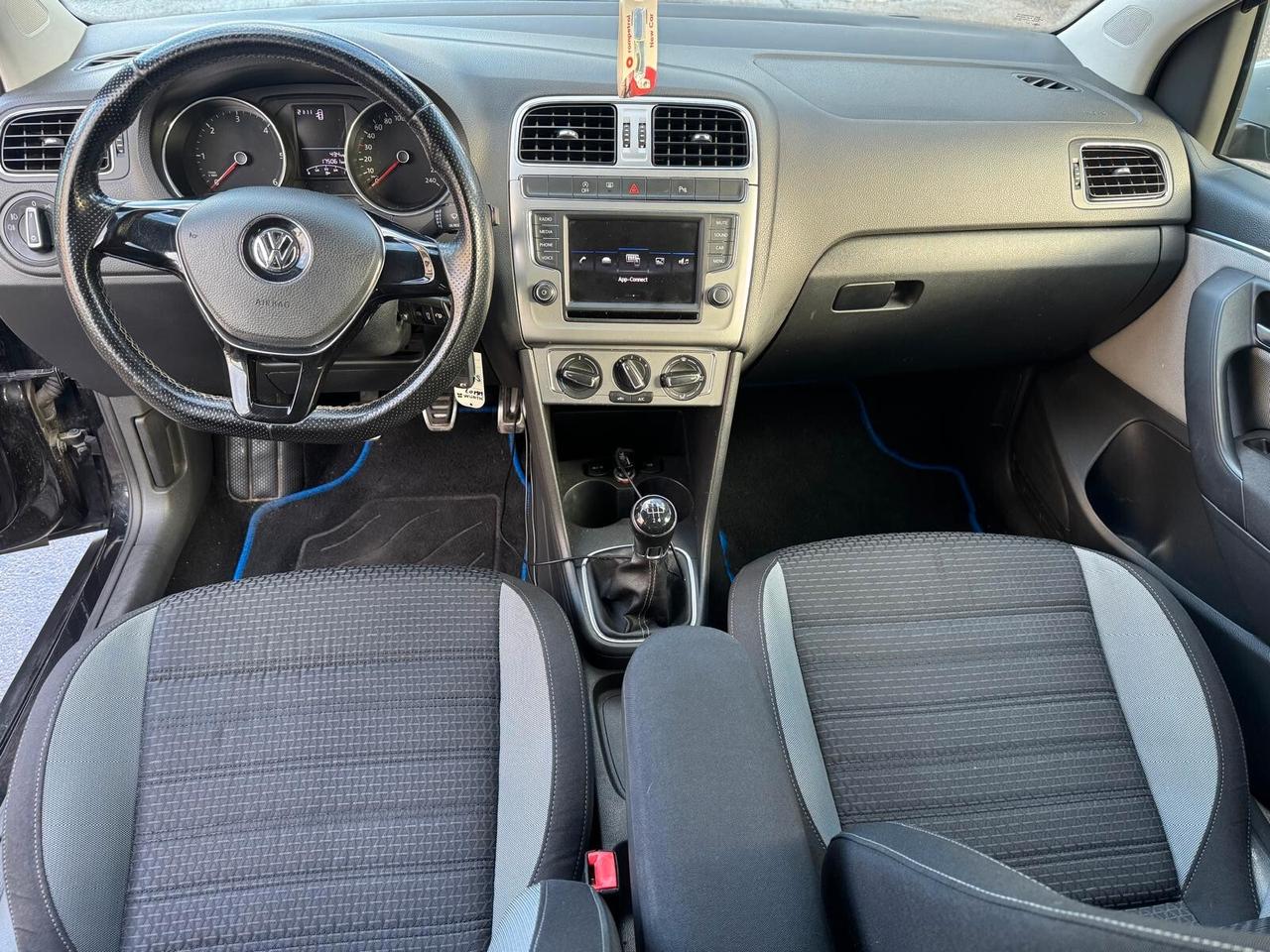 VW Polo Cross 1.4 TDI NEOPATENTATO GARANZIA 12MESI