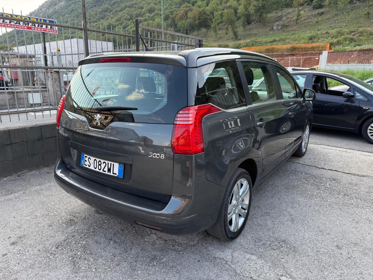 Peugeot 5008 1.6 VTi 120CV Active