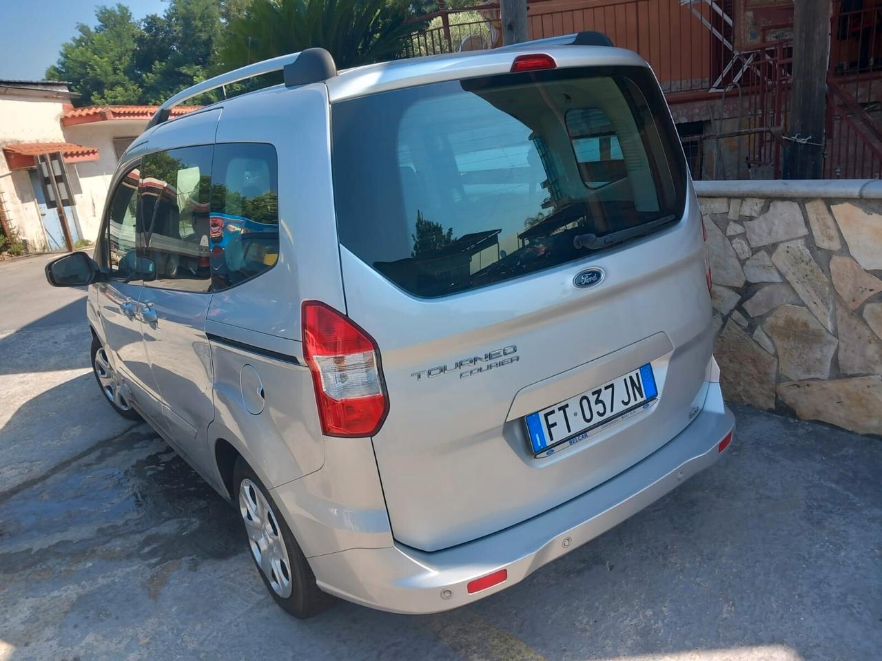 Ford Tourneo Connect 1.0 EcoBoost Plus