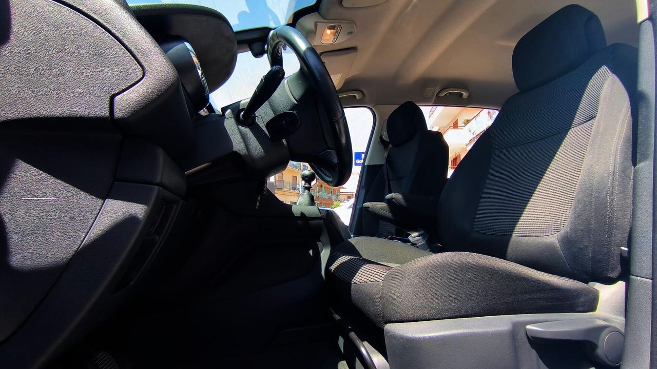 Peugeot 5008 1.6 HDi 110CV - 7 posti