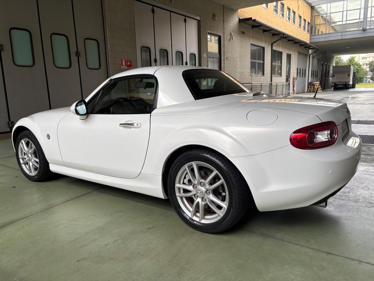 Mazda MX-5 1.8 GPL Roadster Coupé con capote rigida elettrica 126 Cv