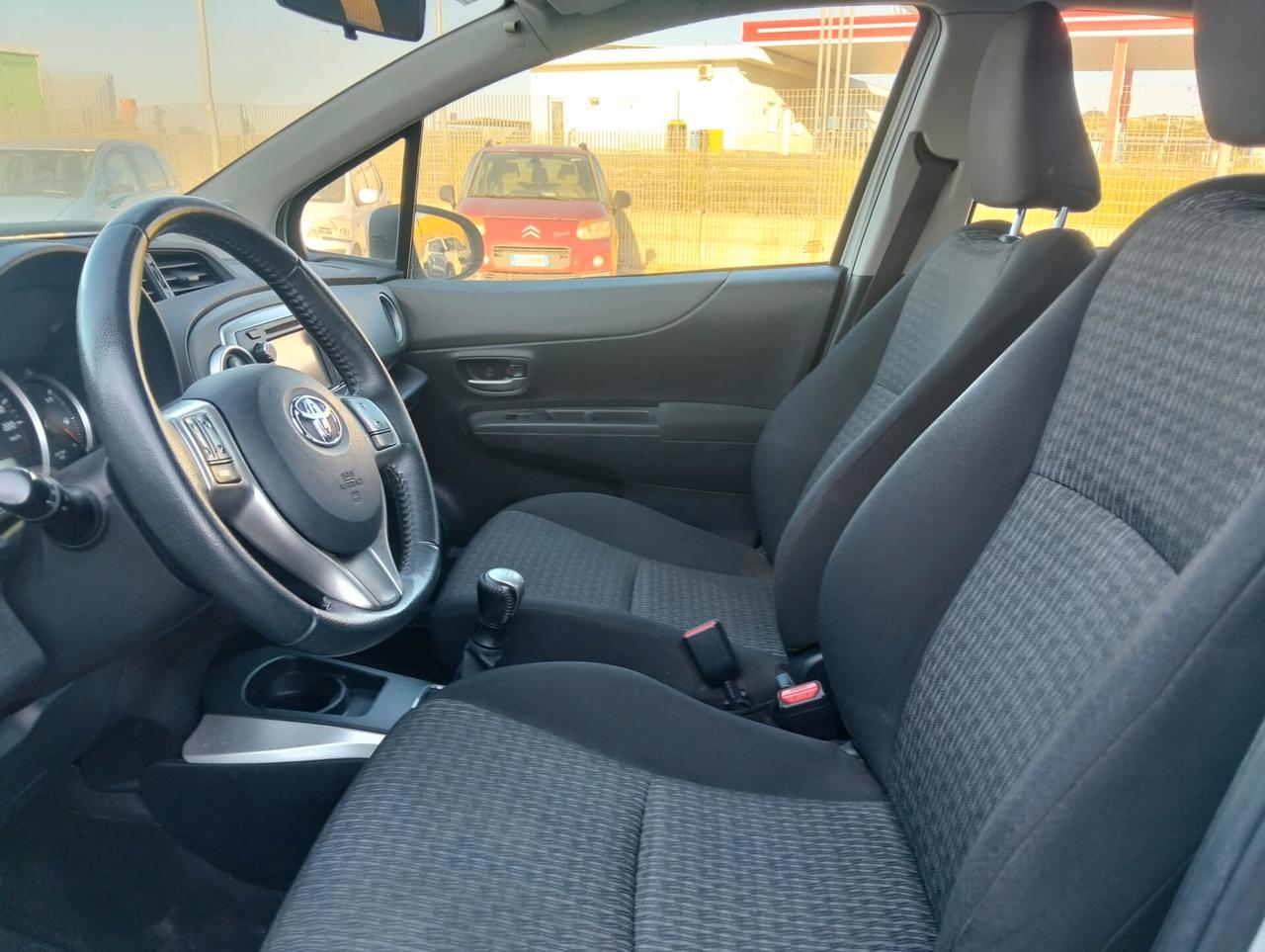 Toyota Yaris 1.3 5 porte Lounge