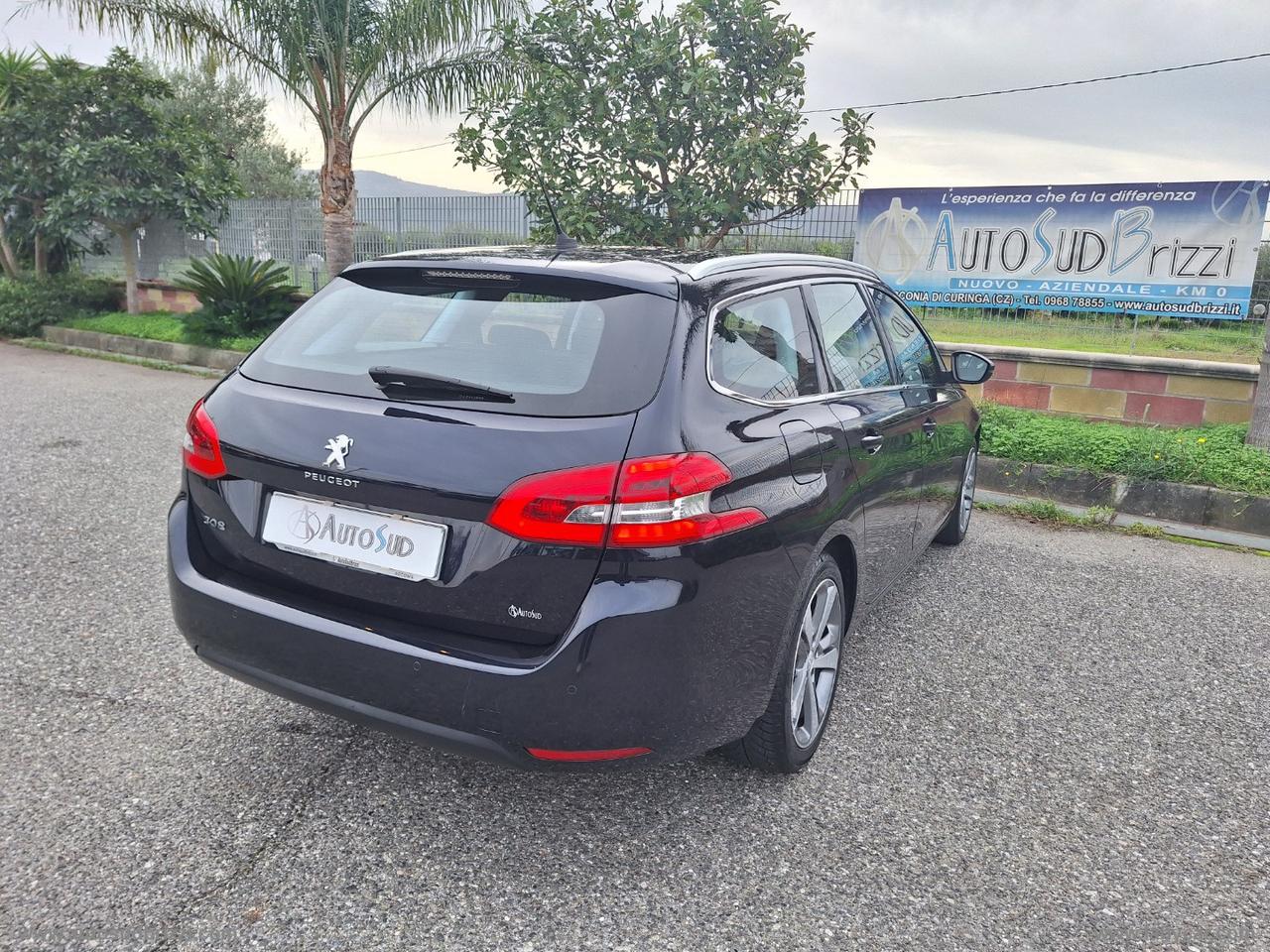 PEUGEOT 308 BlueHDi 130 S&S SW Active Business