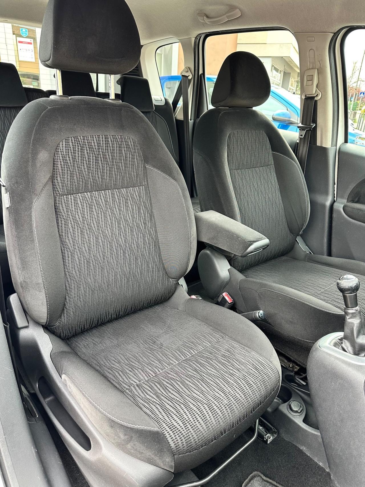 Citroen C3 Picasso 1.6HDi 90Cv Exclusive -Neopatentati