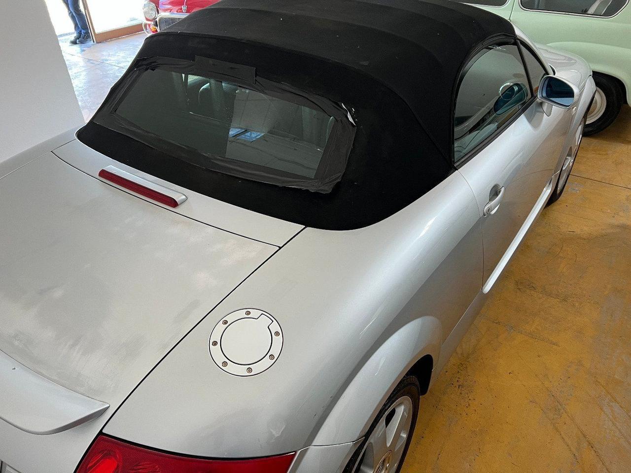 Audi TT Roadster 1.8 T 180 CV